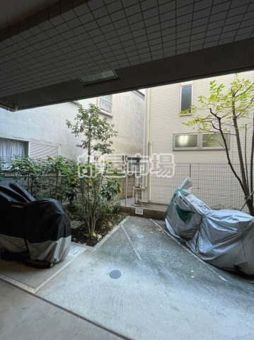 アイル・イムーブル西日暮里のその他共用部分|バイク置き場