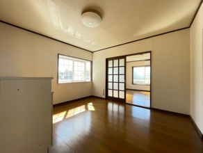 【居間・リビング】