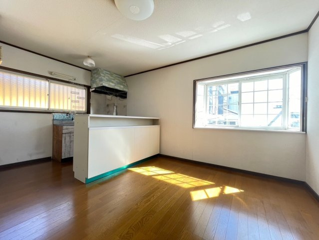 【居間・リビング】