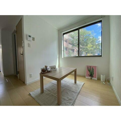 【寝室】 | ベイルーム吉野町 | 南向きで日当たり良好♪(家具は設置イメージ)