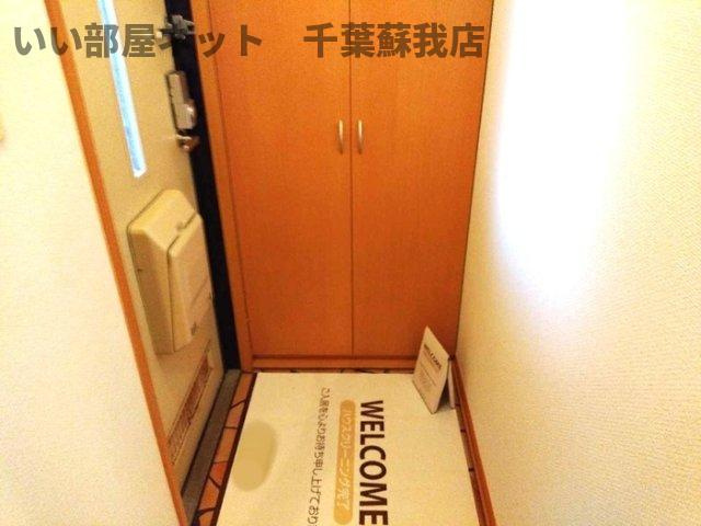 ヴィラージュ　Ⅰ・Ⅱの玄関|明るい玄関です