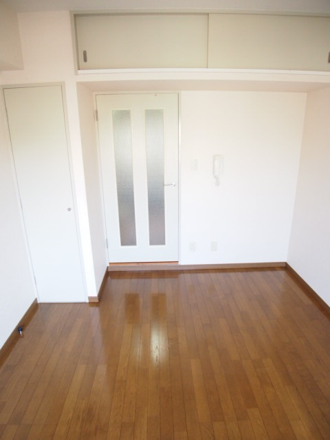 大塚ビル２の居間・リビング