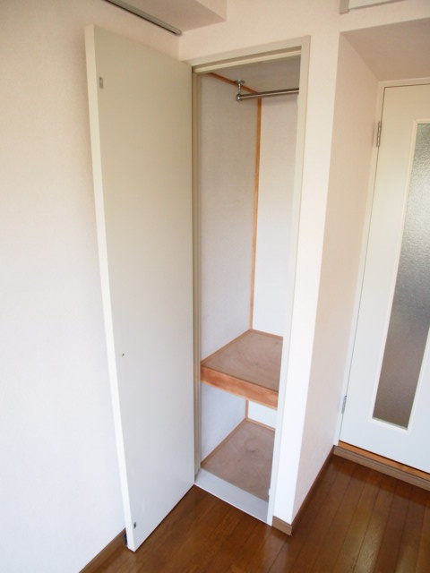 大塚ビル２の収納