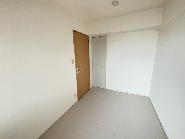 メイツ川口・青木の洋室