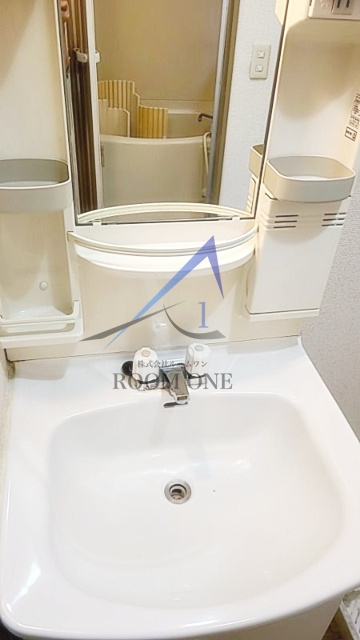 オークスクエアの洗面所|洗面台です。