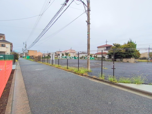 練馬区関町南1丁目　約36坪×建築条件なし　限定2区画の前面道路含む現地写真