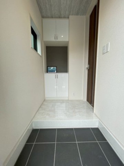 【玄関】 | 小平市仲町　新築戸建　【全2棟】