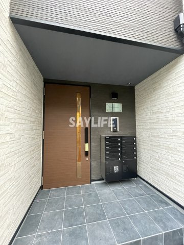 D porta nobelのエントランス