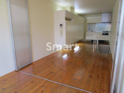 【寝室】 | プロト | 家具を配置しやすいお部屋です