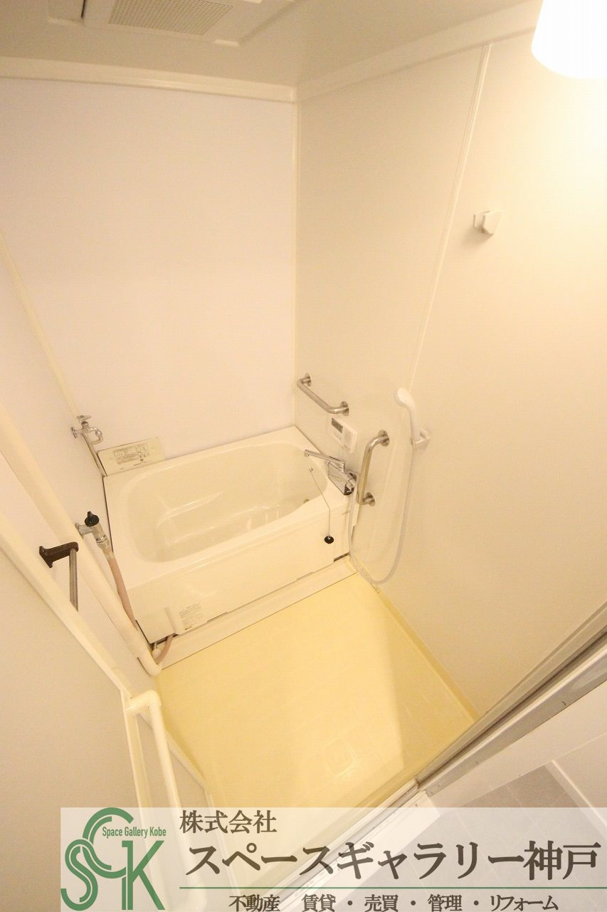 入江の浴室|※お部屋により仕様が異なる可能性があります。