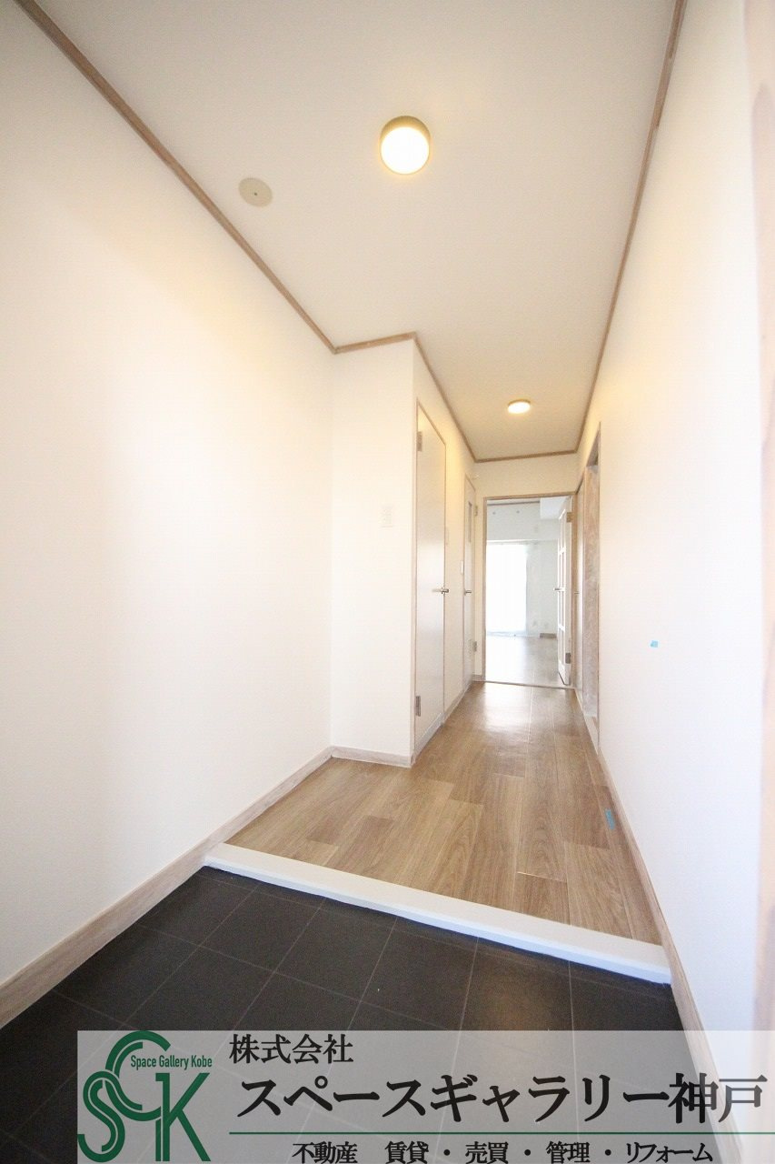 入江の玄関|※お部屋により仕様が異なる可能性があります。