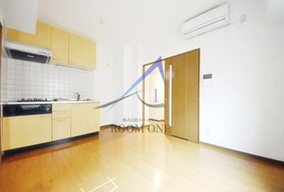 フォレスト弥生の居間・リビング|洋室のお部屋です。