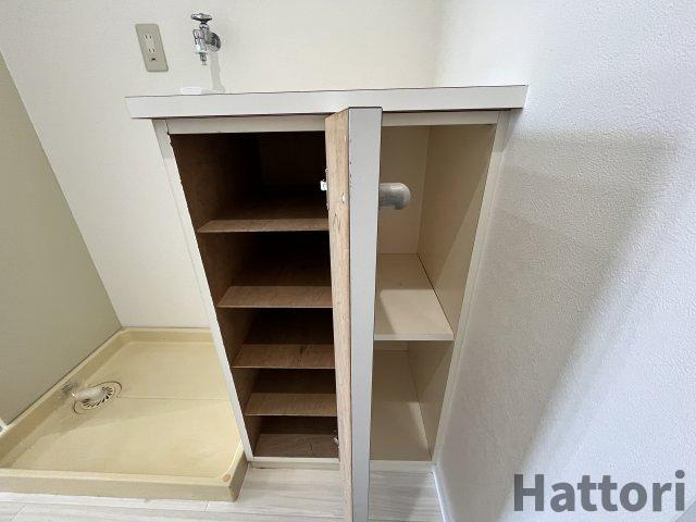 Gran Pino 春日(プランツ緑地)の玄関