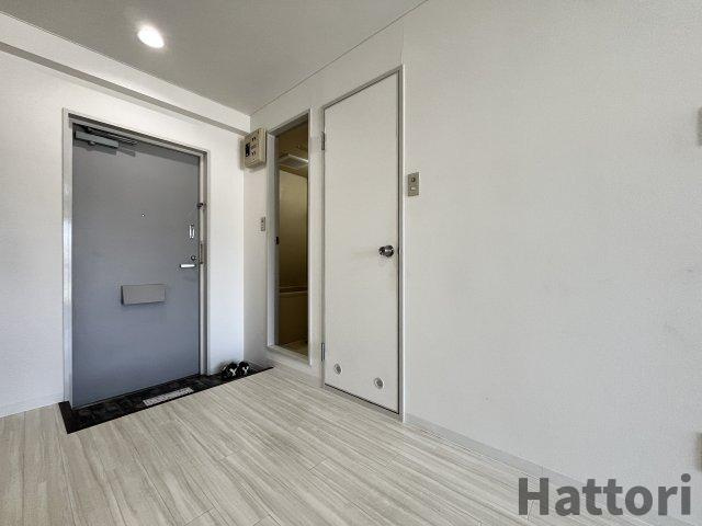 Gran Pino 春日(プランツ緑地)の居間・リビング