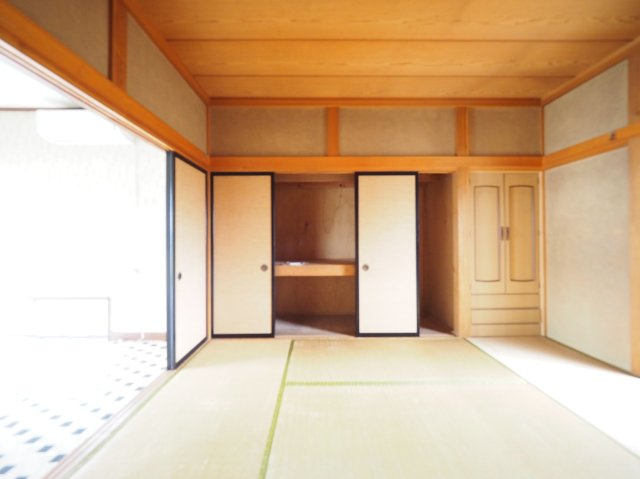 【和室】 | 【中古戸建住宅】美郷町六郷字馬場 六郷小学校550ｍ5LDK電動シャッタービルトイン車庫あり