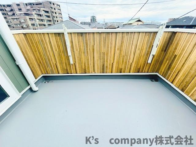 茅ヶ崎市本村1丁目　新築戸建のバルコニー|３階ワイドバルコニー☆
