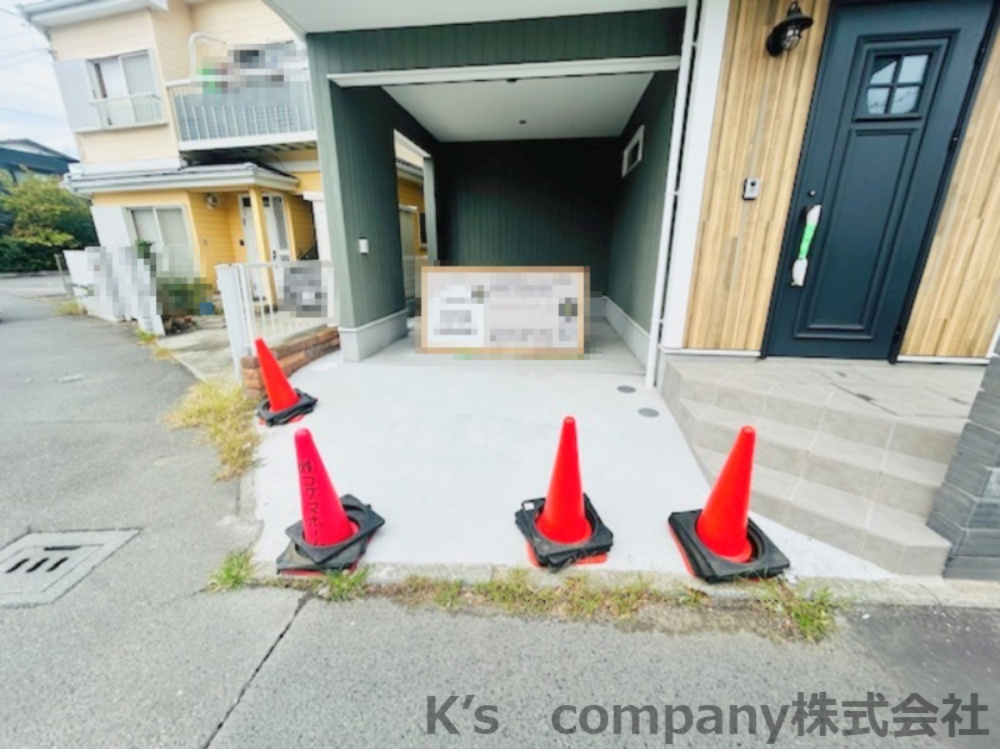 茅ヶ崎市本村1丁目　新築戸建の駐車場|駐車スペース◇