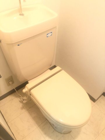 マルショウ15ビルのトイレ