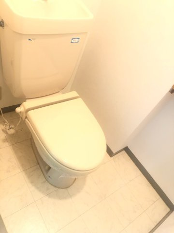 マルショウ15ビルのトイレ