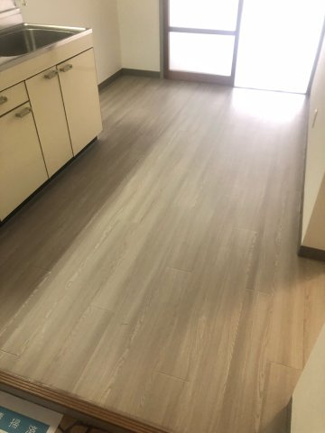 マルショウ15ビルの居間・リビング