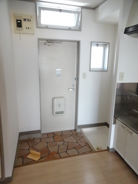 マルショウ15ビルの玄関