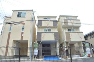 【外観】 | さいたま市浦和区駒場１丁目（全５棟） | 新しいファミリー達が集う全5邸の新築分譲地！