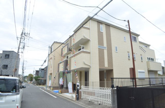 【前面道路含む現地写真】 | さいたま市浦和区駒場１丁目（全５棟） | 閑静な住宅地！温かな陽光とさわやかな風の心地よさが魅力です(^^)/