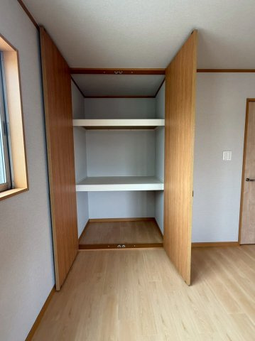 船堂町1丁　戸建の収納