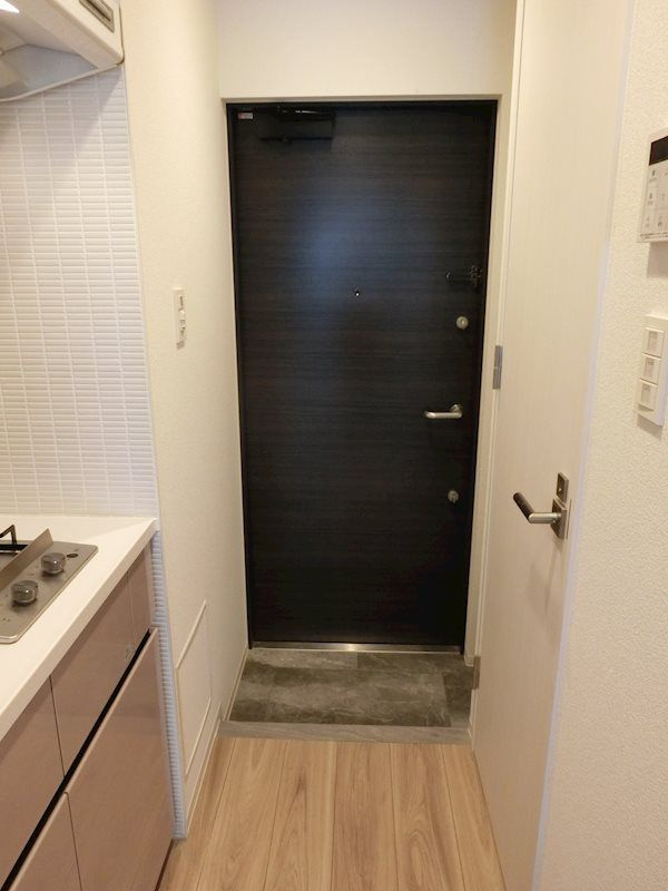 ZOOM秋葉原EASTの玄関