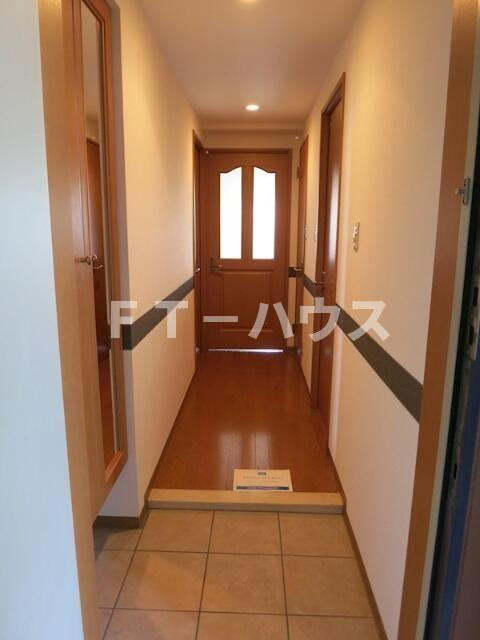 シャルマン・コートの玄関