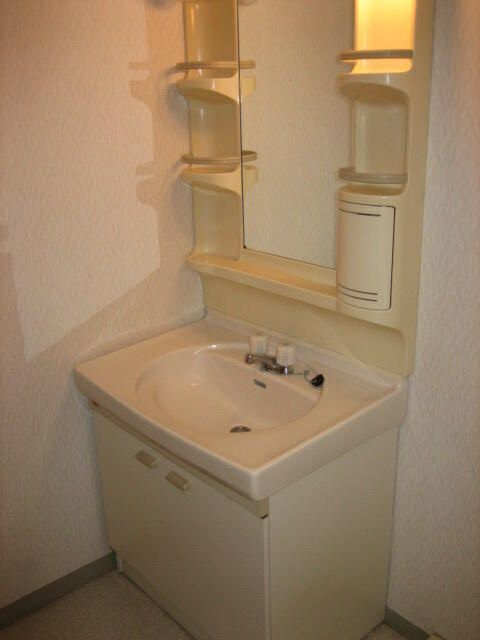 プライムシティ行徳の独立洗面台