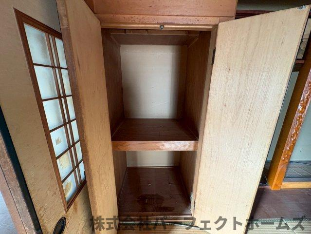 養父丘2丁目戸建の収納|ちょっとした収納スペースも充実しています