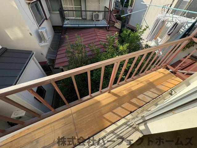 養父丘2丁目戸建のバルコニー|暖かな日差しのふりそそぐバルコニー