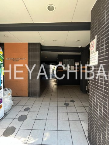 グランティアラ東京EASTのエントランス
