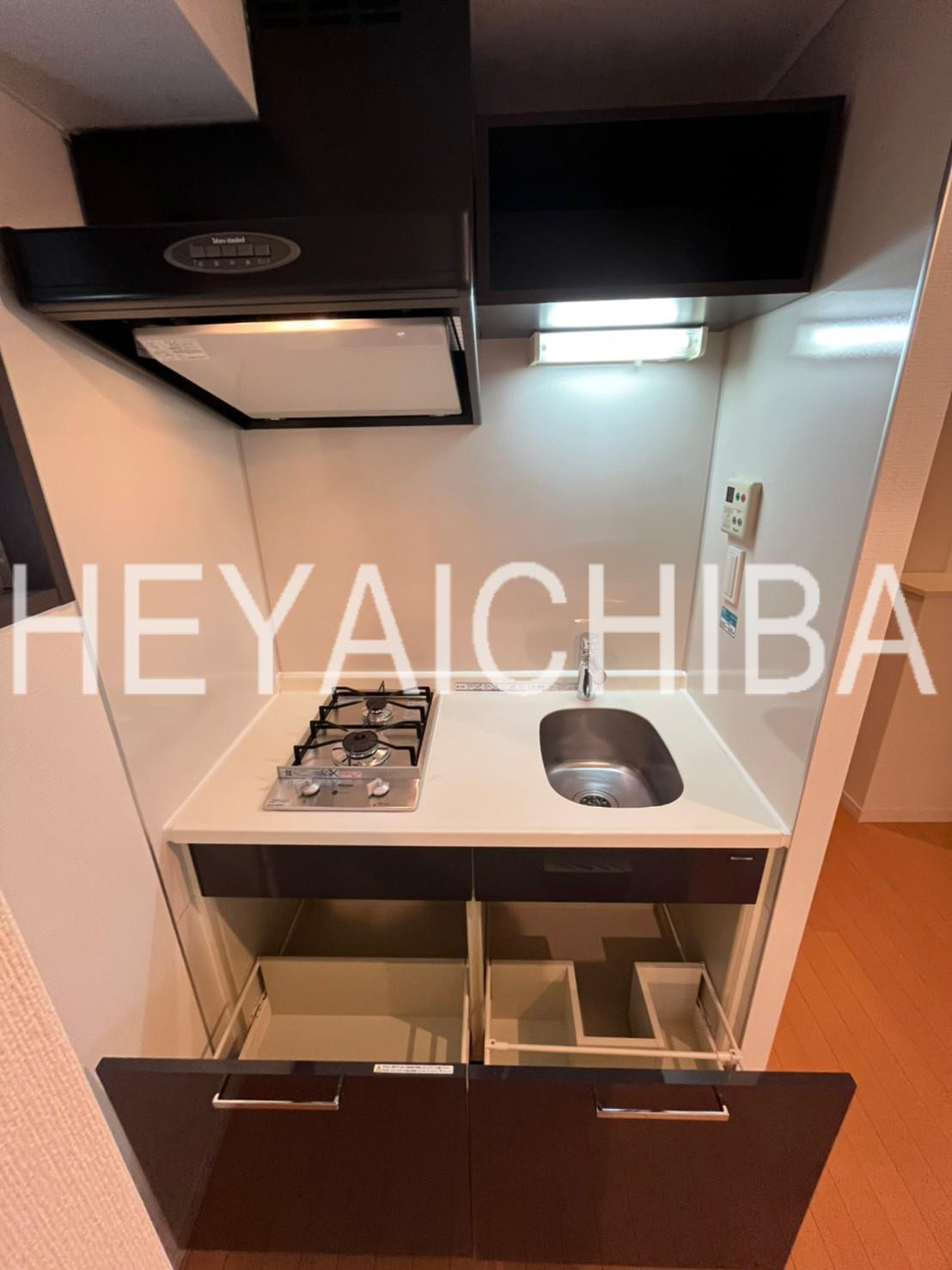 グランティアラ東京EASTのキッチン|キッチン収納