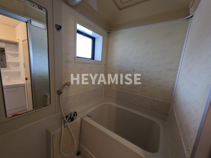 プレジール堀溝A棟の浴室