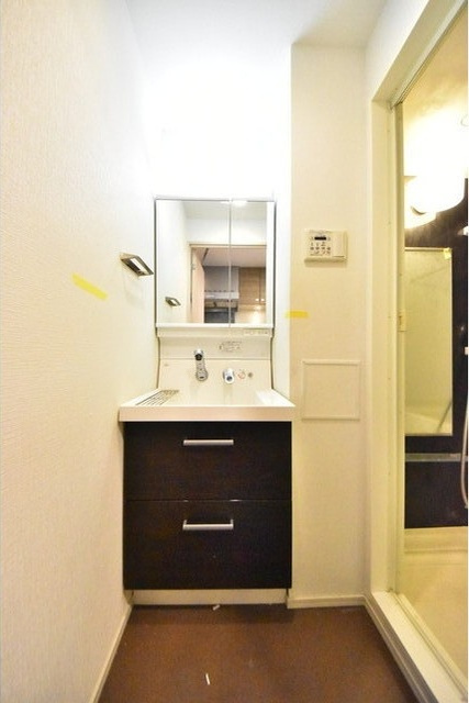 ハーモニーレジデンス森下ステーションフロントの独立洗面台