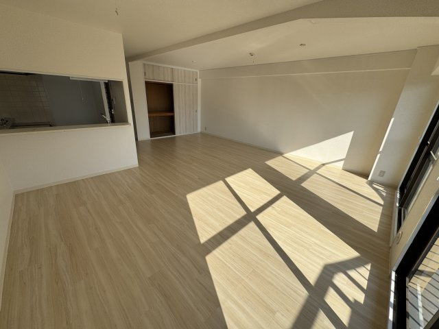 豊中市南桜塚４丁目の賃貸マンションの内装