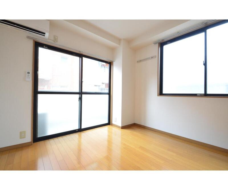 ドエル三陽の居間・リビング