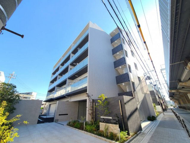 落ち着いた雰囲気の外観です