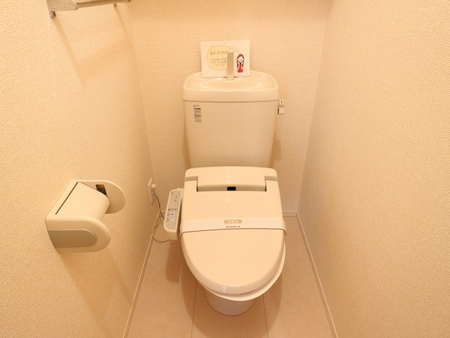 アドリアのトイレ