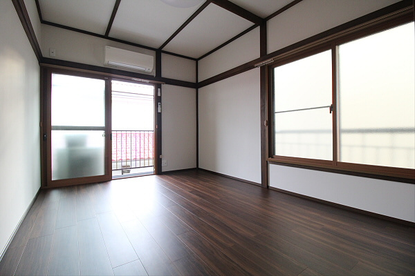 【居間・リビング】 | コーポ芳苑