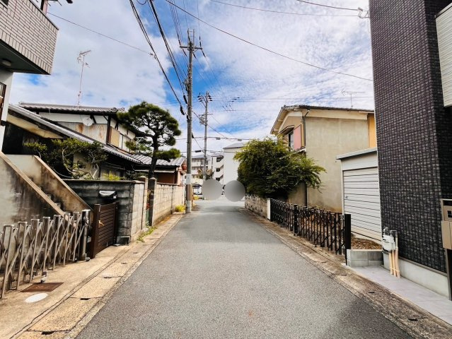 右・梅津上田町の外観