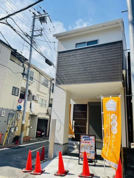 右・梅津上田町の完成予想図|【施工例　外観】