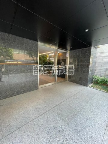 ステージファースト秋葉原のエントランス