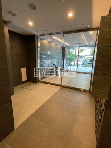 ステージファースト秋葉原のロビー