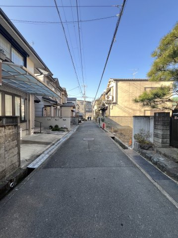 向日市寺戸町東田中瀬　建築条件付土地　2階建プランの前面道路含む現地写真