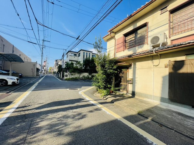 西ノ京原町２号地　条件付土地の前面道路含む現地写真