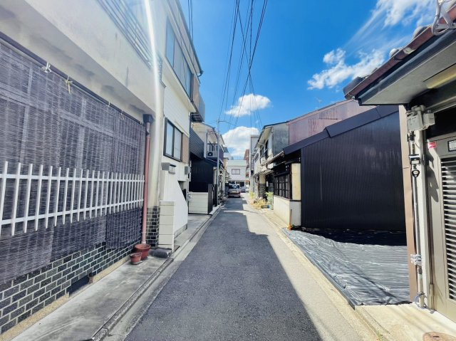 壬生檜町　プラン打ちの前面道路含む現地写真