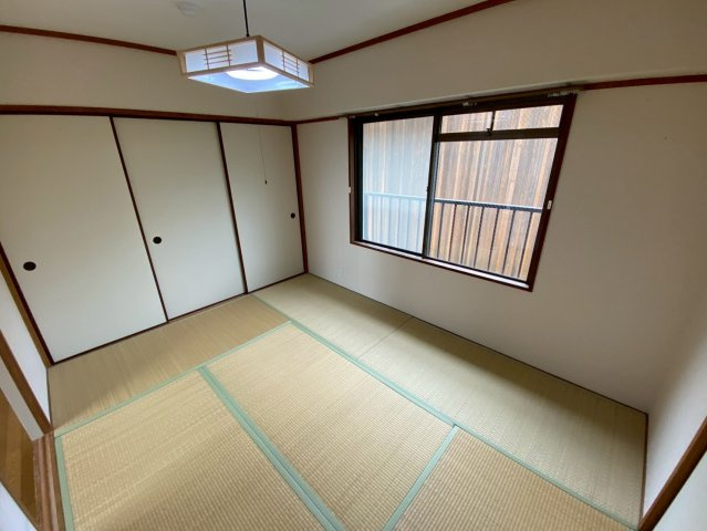 ライオンズマンション御影第5の和室